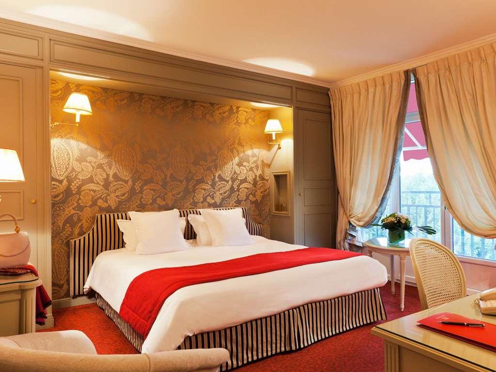 Hotel Barriere Le Grand Hotel 昂吉安班斯 客房 照片